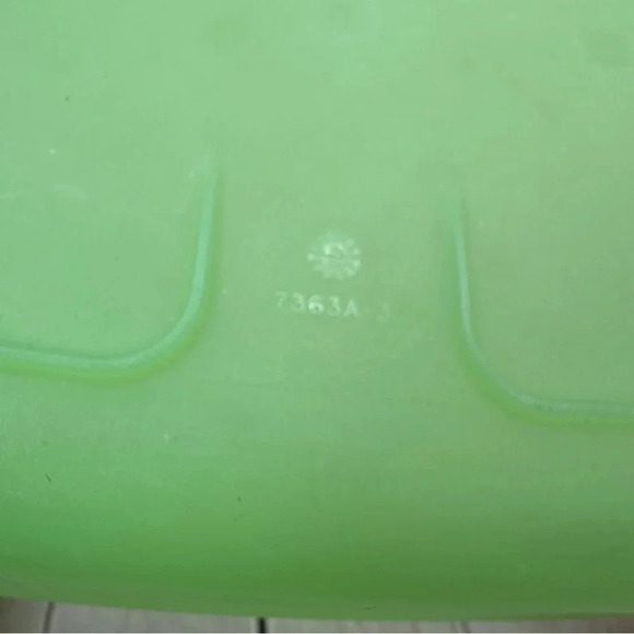 tupperware crystakwave 1L rectangle microwave bowl green - Picture 4 of 7